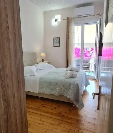 Lefkatas Downtown * Λευκάδα