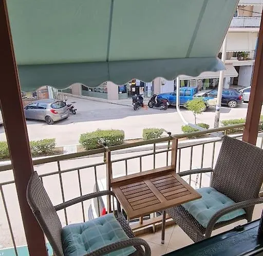 Lefkatas Downtown * Lefkada City